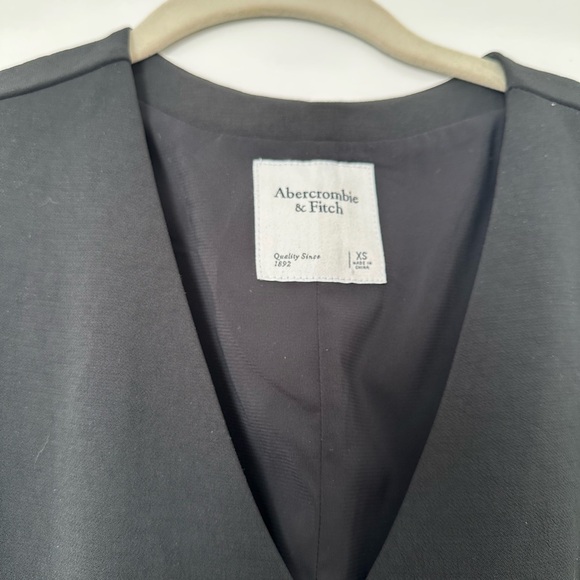 Abercrombie & Fitch Black Button-Front Mini Dress - Picture 2 of 3